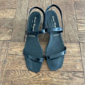 Robert Clergerie kitten heel black patent leather sandals